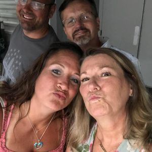 Meet your Posher, Linda